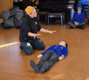 Instructor teachers boys CPR